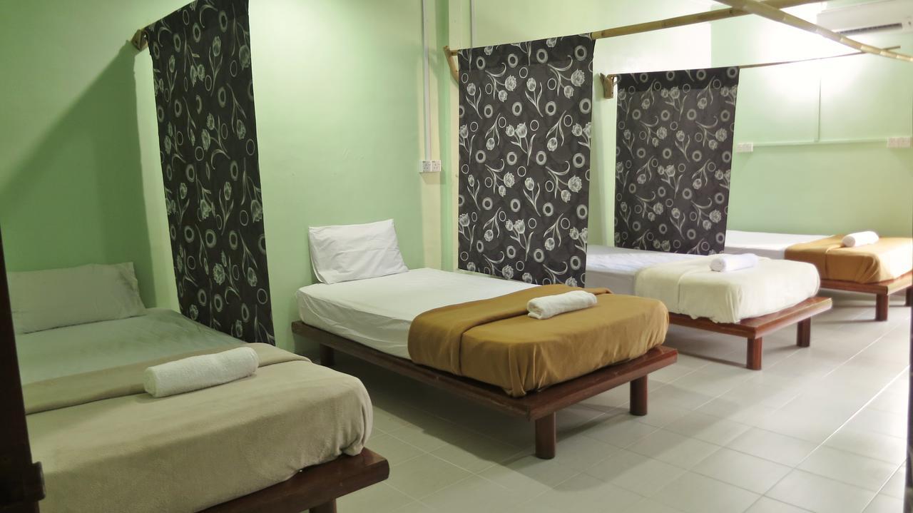 Pangkor Guesthouse Spk Kampong Sungai Udang Екстериор снимка