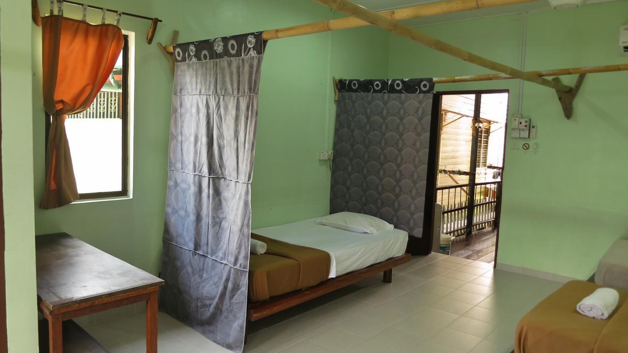 Pangkor Guesthouse Spk Kampong Sungai Udang Екстериор снимка