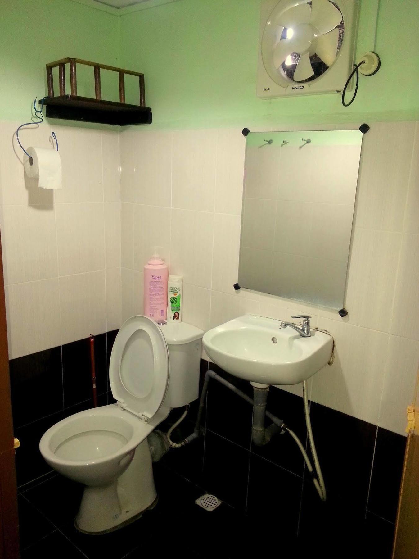 Pangkor Guesthouse Spk Kampong Sungai Udang Екстериор снимка